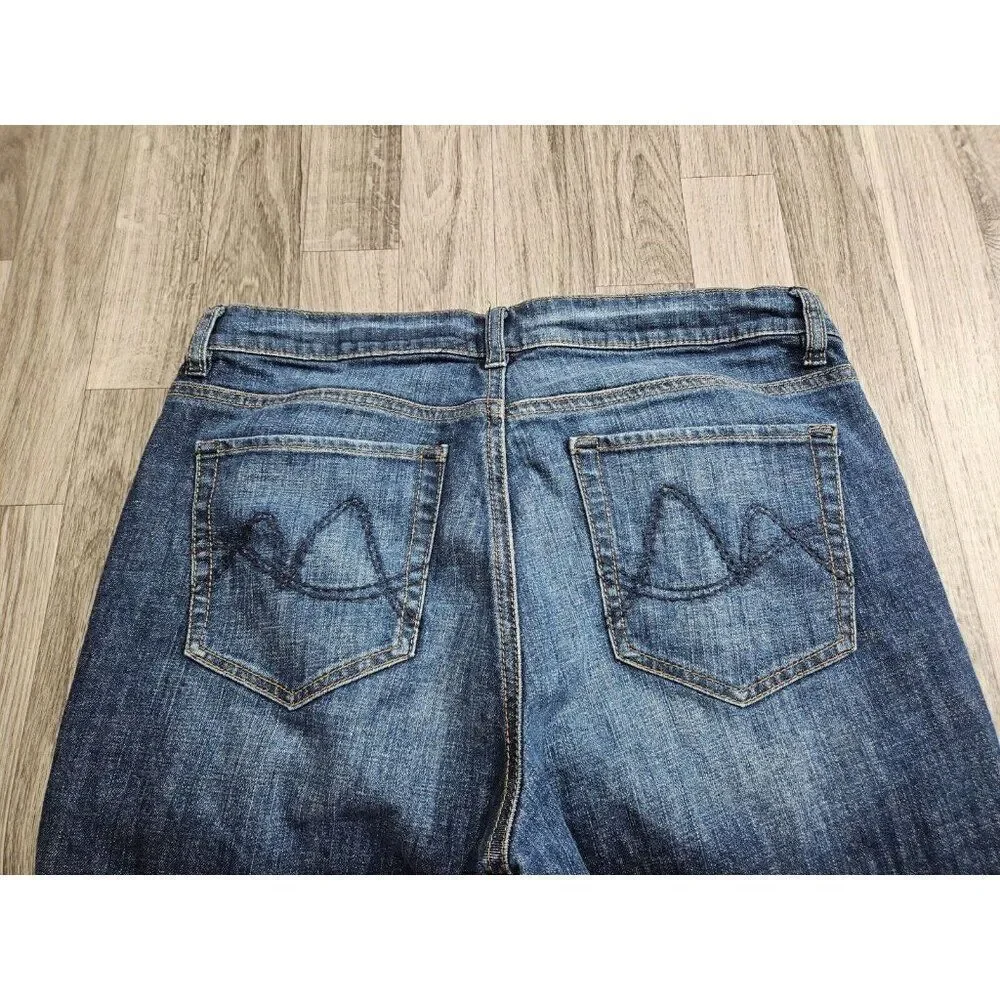(3/$35) New York & Company Distressed Low Rise Straight Embroidered‎ Jeans